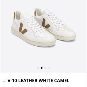 Veja V-10 sneakers